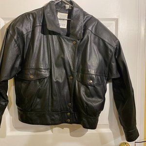 Together! Vintage Women Black Leather Bomber Jacket